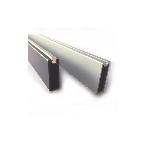 Vamzdis stačiakampis su plastikine apsauga 30x10mm, L2000mm, baltas