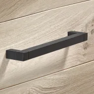 Rankenėlė H1935 CC160mm, 174x34mm, juoda anoduota