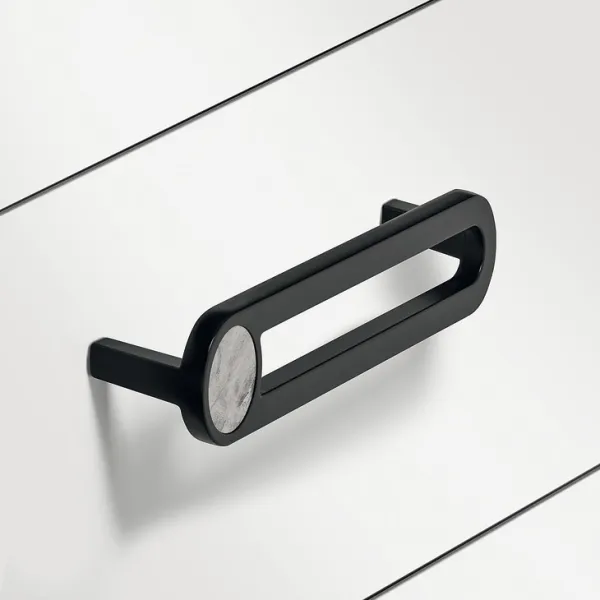 Rankenėlė H2170 CC160mm, L167mm, marmuro/matinės juodos spalvos