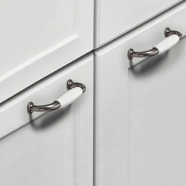 Furniture handle, Bow handle, porcelain
