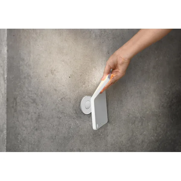 Wall luminaire WINGLET with presence and light sensor, battery powered, black, 2700K