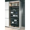 Pull out shoe rack, rotating 180°, for up to 50 pairs of shoes