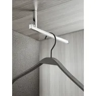 Wardrobe rail