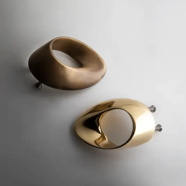 Rankenėlė INFINITY CC20mm, L80mm, H24mm, poliruotas žalvaris