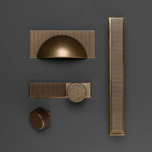 Plate for handle Barrington 160/190mm polished brass