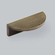 Handle Barrington Eclipse CC64mm L80mm brushed bronze fluted 