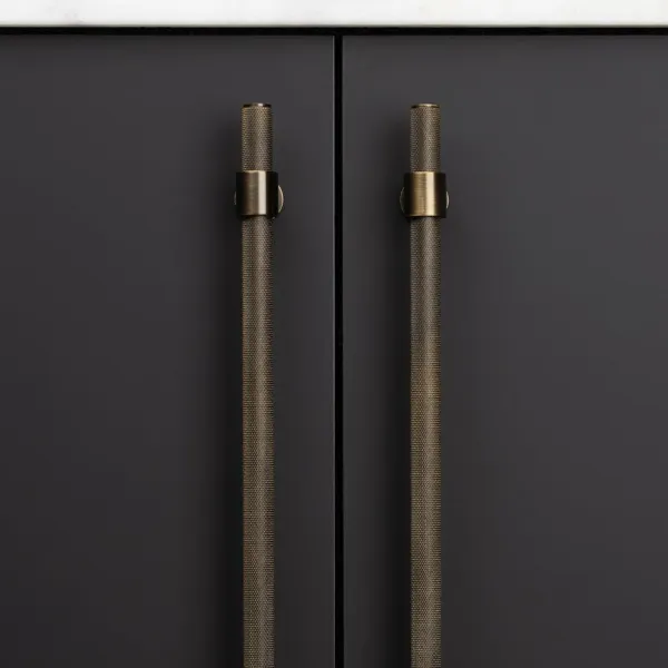 Rankenėlė Belgravia CC320mm, L402mm, šlifuotas tamsi bronza