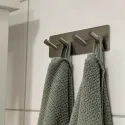 Kabykla 4 BASE klijuojama 180x45x30mm, nerūdijančio plieno spalva