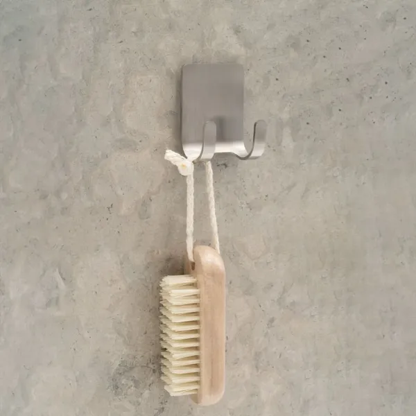 Laikiklis skustuvui BASE klijuojamas 57x45x25mm, nerūdijančio plieno spalva