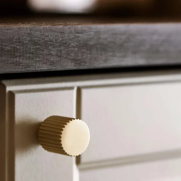 Knob Helix Stripe Ø20mm brushed brass