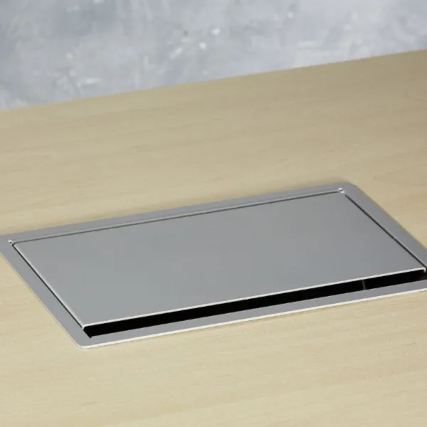 Rozečių blokas CONEO 2xCEE7/3, dvigubas USB kroviklis, 1 tuščias modulis, laidas L200mm, GST18